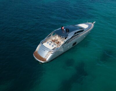 Pershing 70 open