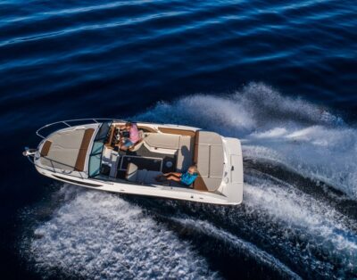 Sea Ray 230 SS