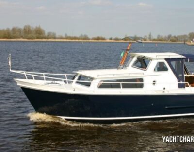 Van Vliet Curtevenne 830 AK/OK