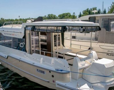 SunCamper 30 Flybridge