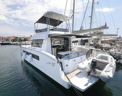 Fountaine Pajot MY 37