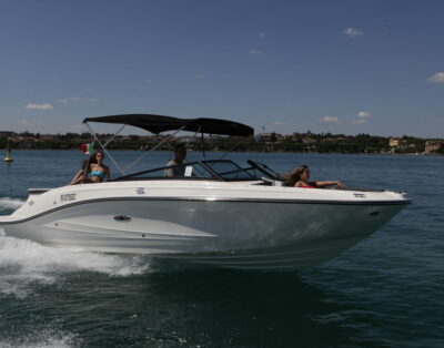 Sea Ray SPXE Ray 230