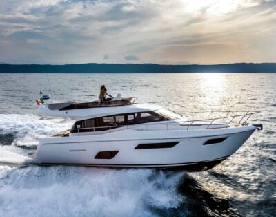 Ferretti Yachts 450