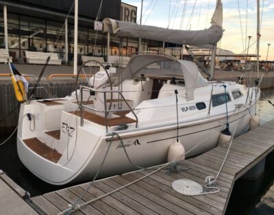 Hanse 325