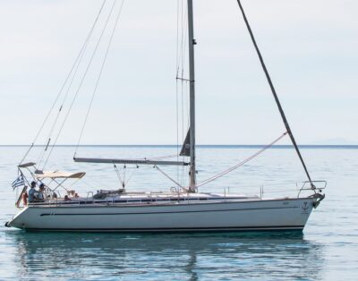 Bavaria 44