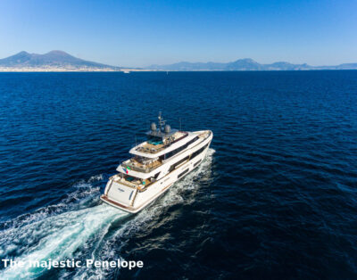 Ferretti Navetta 33