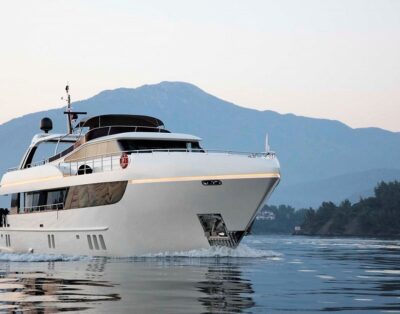 HG Motoryacht 31 m