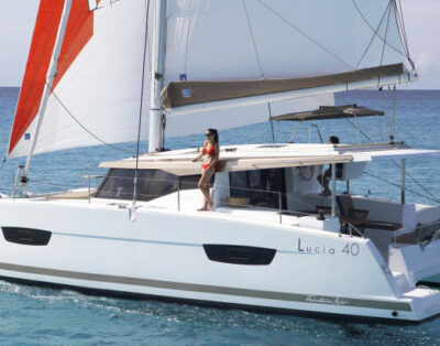 Fountaine Pajot Lucia 40 Maestro