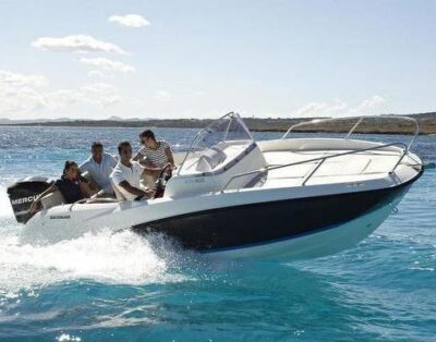 Quicksilver 675 Sundeck