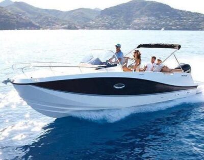 Quicksilver 755 Sundeck