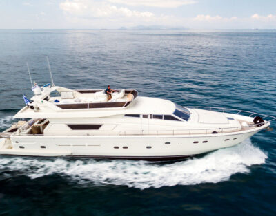 Ferretti 225