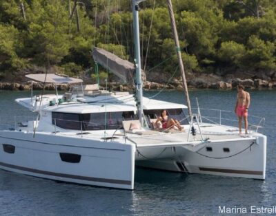 Fountaine Pajot Helia 44