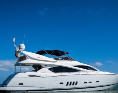 Sunseeker 82 with Fly!