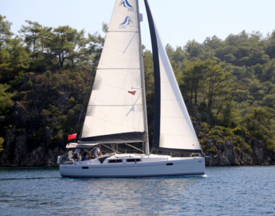 Hanse 385