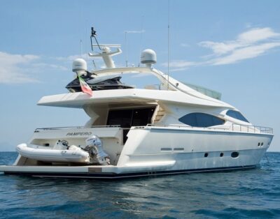 Ferretti 760