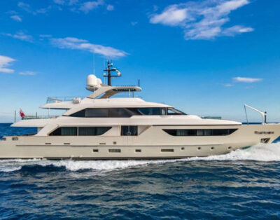 38m Sanlorenzo Superyacht!