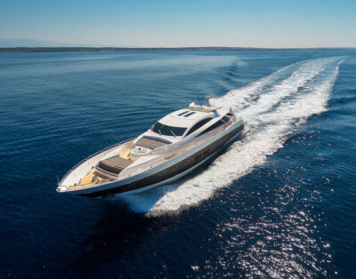 Motor Yacht Sunseeker 108