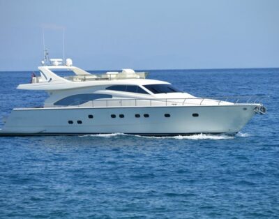 Ferretti 68 Fly