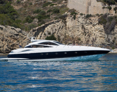 Sunseeker Predator 68